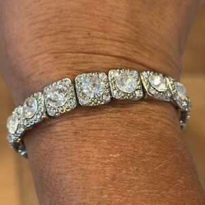 Elegant Silver Crystal Bracelet Elastic band fits 7” wrist tennis bracelet